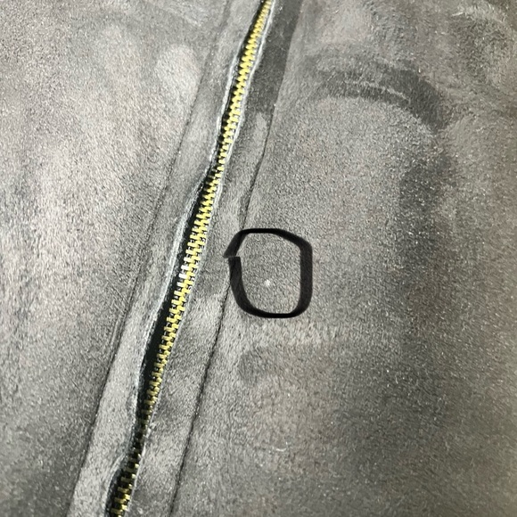 Trilogy Women’s Black Suede/Faux Fur Reversible Vest, Size Small, Zipper - Picture 8 of 9